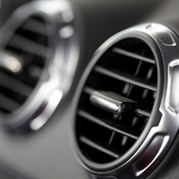 SANIFLUX: VIRUZIDE BEHANDLUNG DES FAHRZEUGLÜFTUNGSKREISLAUFS